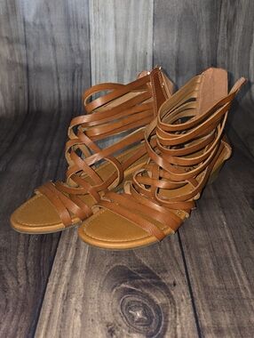 Women's Strappy Tan Gladiator Sandals